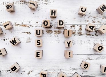 Letras en bloques de madera