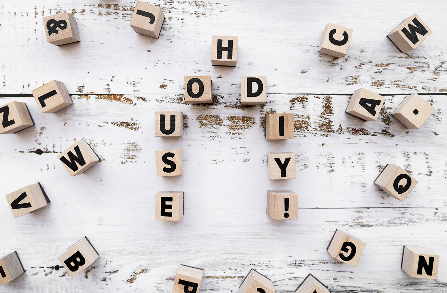Letras en bloques de madera